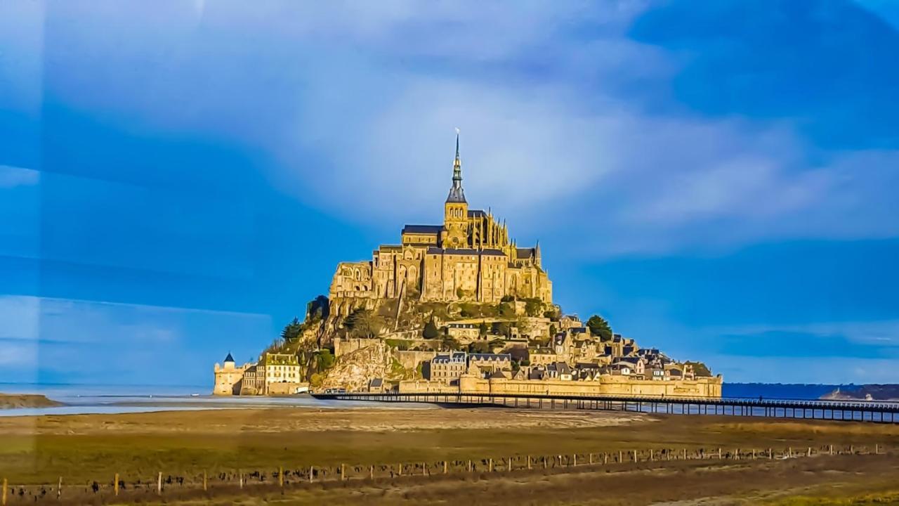 Le Village Insolite Yourte Et Roulotte سان-بونوا-دي-أونديس المظهر الخارجي الصورة